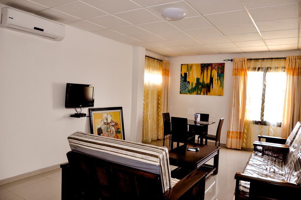 Guest House Lumen Λομέ Εξωτερικό φωτογραφία